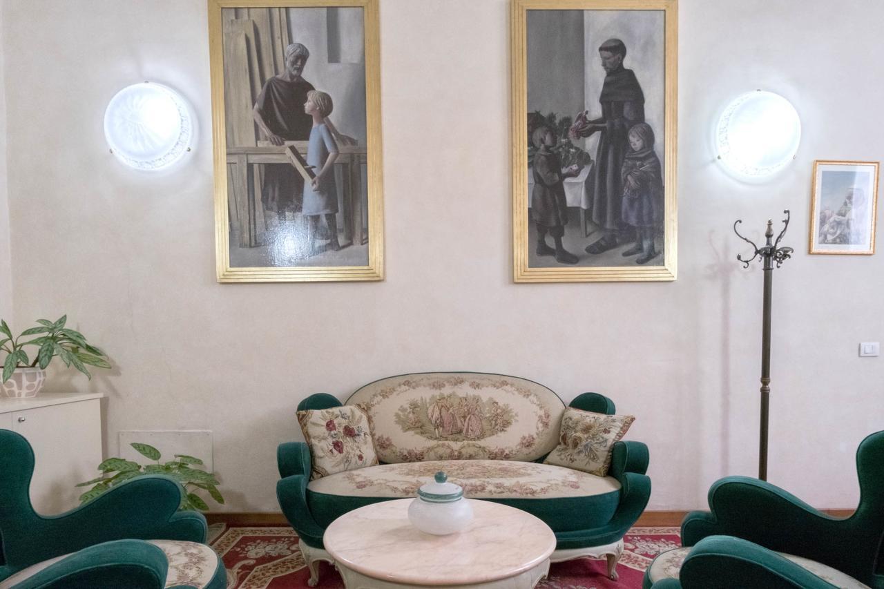 Casa Betania Casa Per Ferie Hotel Firenze Eksteriør billede